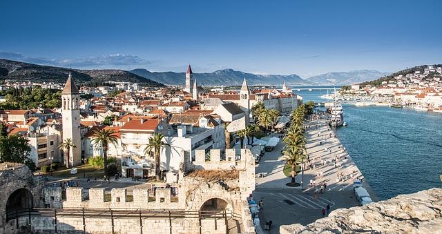 Arbanija Trogir: Pokojná oáza na dovolenku