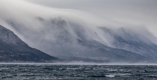 Makarska to Hvar Ferry: Všetko, Čo Potrebujete Vedieť