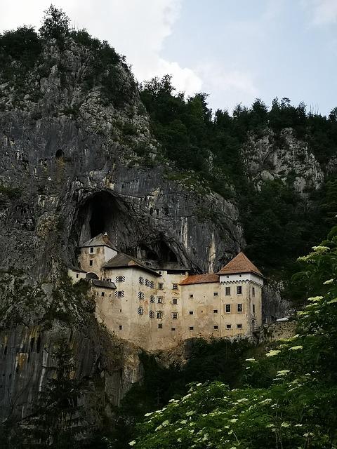 Stari Grad: Pokojná atmosféra a bohatá história