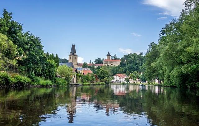 Trnovec nad Váhom: Najlepšie atrakcie a tipy