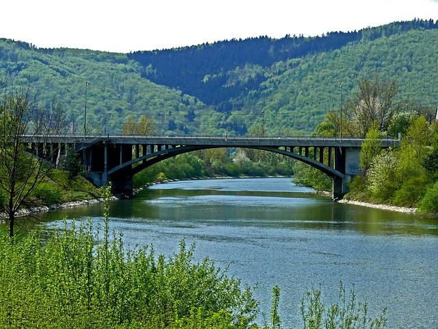 Považie: Najlepšie Turistické Trasy a Zaujímavosti