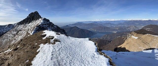 Príprava na turistiku: Potrebná výbava a bezpečnostné opatrenia