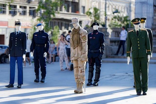 Turistické Chodníky: Prechádzky Púšťajúce Do Srdca Prírody