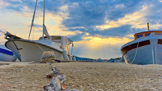 Vinišće Trogir: Pokojná dedinka na pobreží