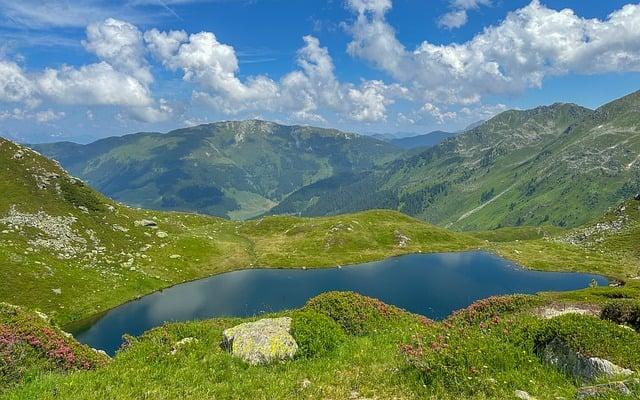 Odporúčané pešie túry a cyklotrasy